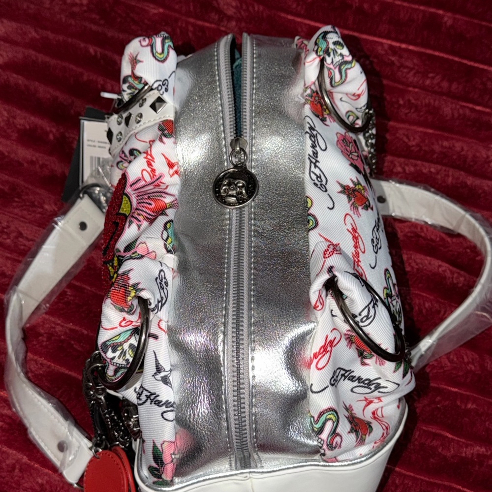 Stylish White and Red Women's Bag - Picture 4 of 11